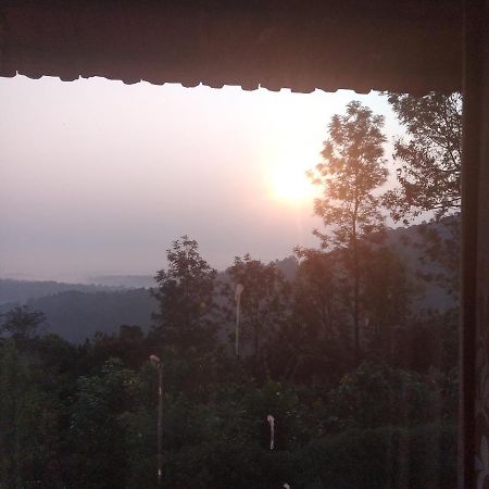 Abiyal Mountain Stay 마디케리 외부 사진